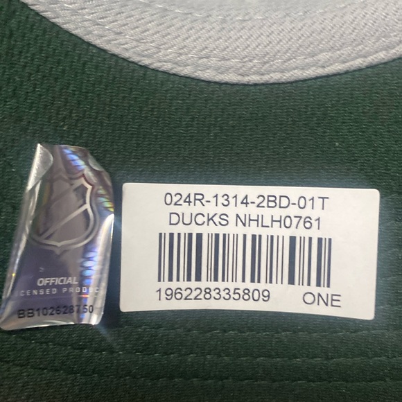 🆕 NHL Anaheim Ducks Fanatics Green Plaid Ball Hat, Snap Strap Adjustable🍀 - Picture 10 of 10